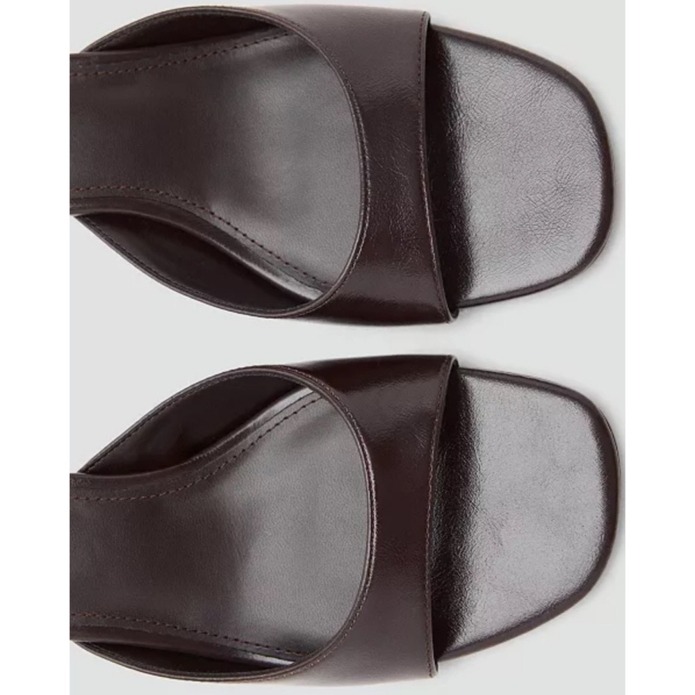 Mango Kitten Heeled Sandals
Size 9.5 - Picture 2 of 9